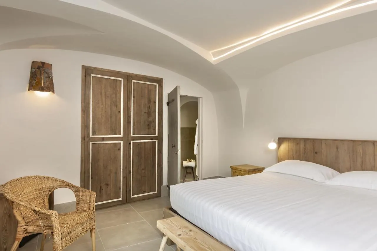 Gallicantu Stazzo Retreat Luogosanto 4*,  Italy